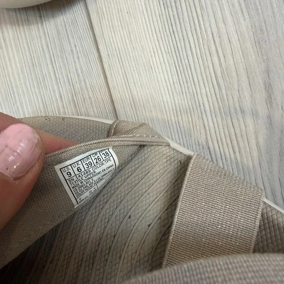 Skechers Go Walk Flex Sandal Women's 9 Glimmer Up Slip Ins Taupe 141489 - Picture 10 of 10